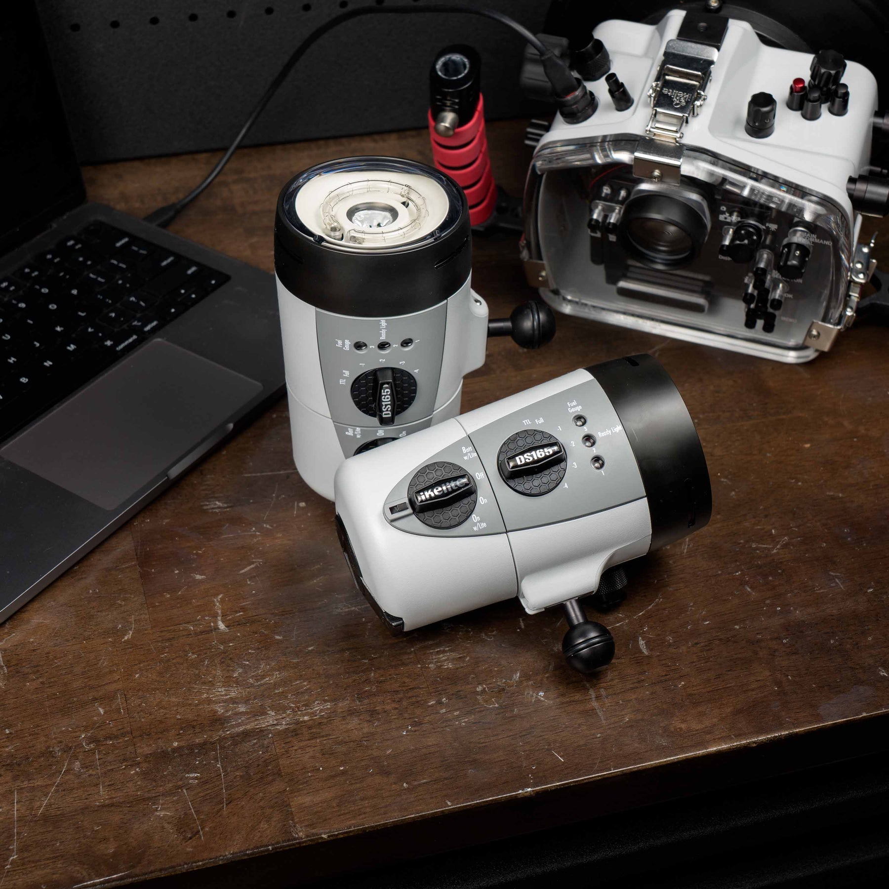 IKELITE DS165 TTL Underwater Strobe מבזק