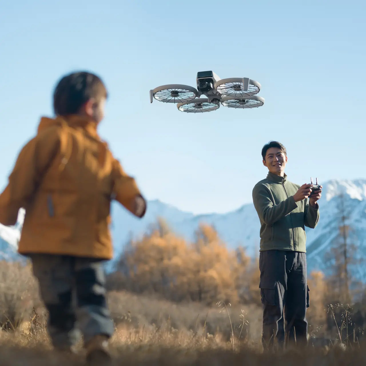 DJI Flip Fly More Combo (DJI RC 2) ערכת רחפן מיני רב תכליתי המתאים לולוגרים עם שלט חכם