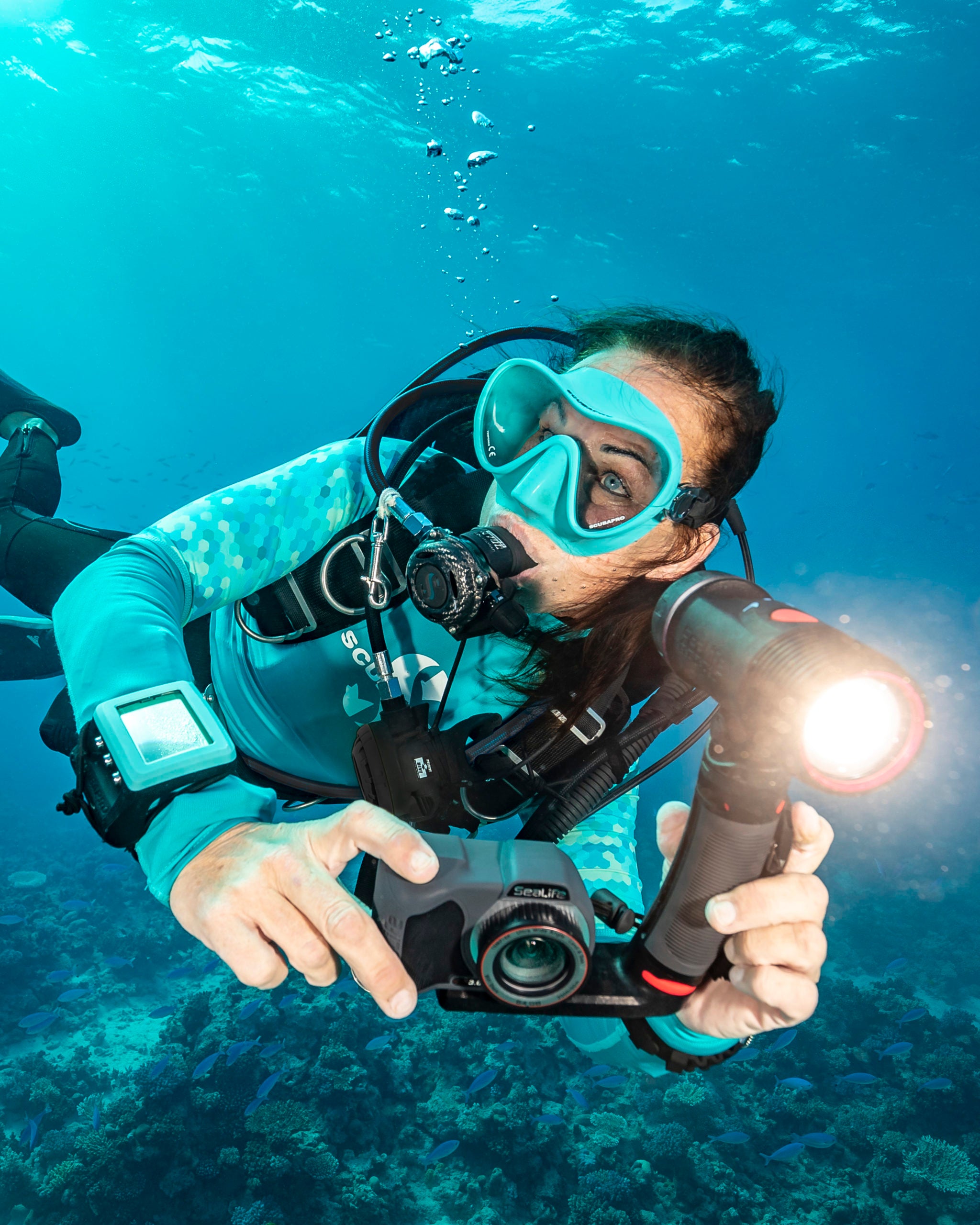 SeaLife Micro 3.0 Sea Dragon 2300 Explorer SL556 סט מצלמה ותאורת וידאו