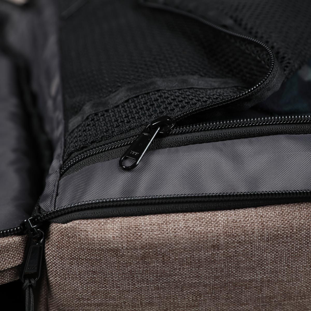 SOORUZ Bagpack ADVENTURE 35L תיק גב רב תכליתי בנפח 35 ליטרים