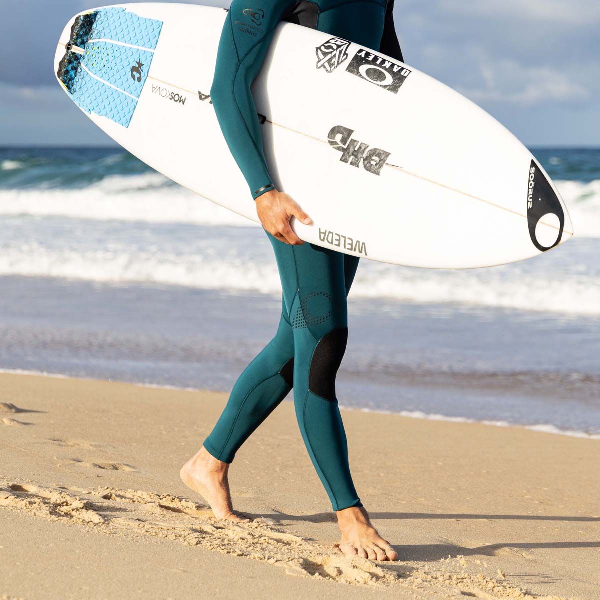 חליפת גלישה לגברים בצבע כחול בעובי 3/2 מ"מ רוכסן חזה