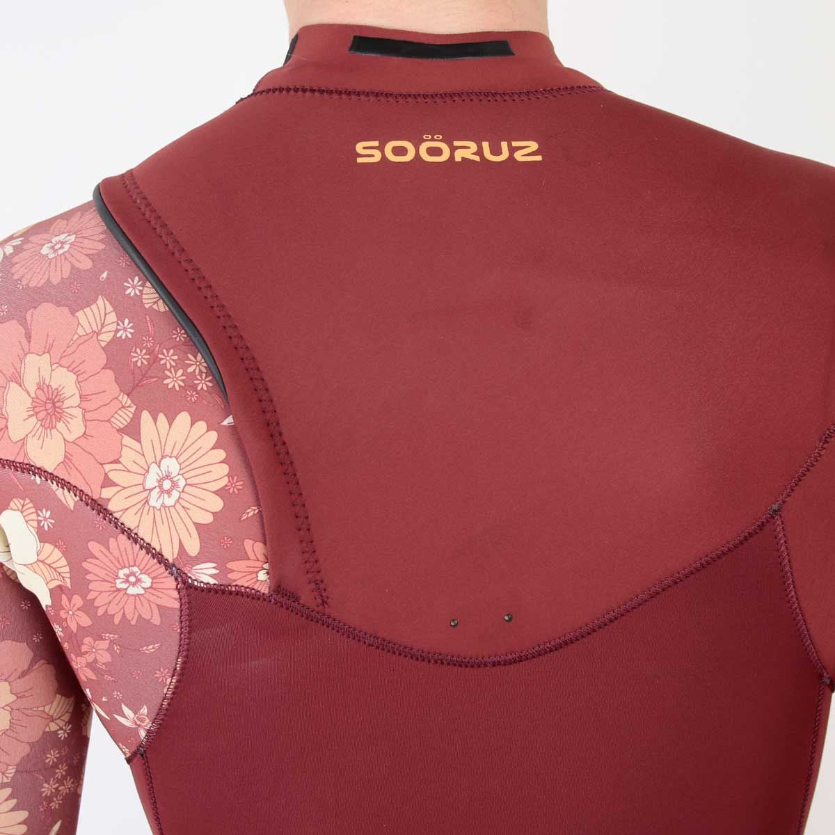 חליפת גלישה ארוכה צבע אדום לנשים בעובי 3/2 מ"מ עם רוכסן חזה מניאופרן אורגני