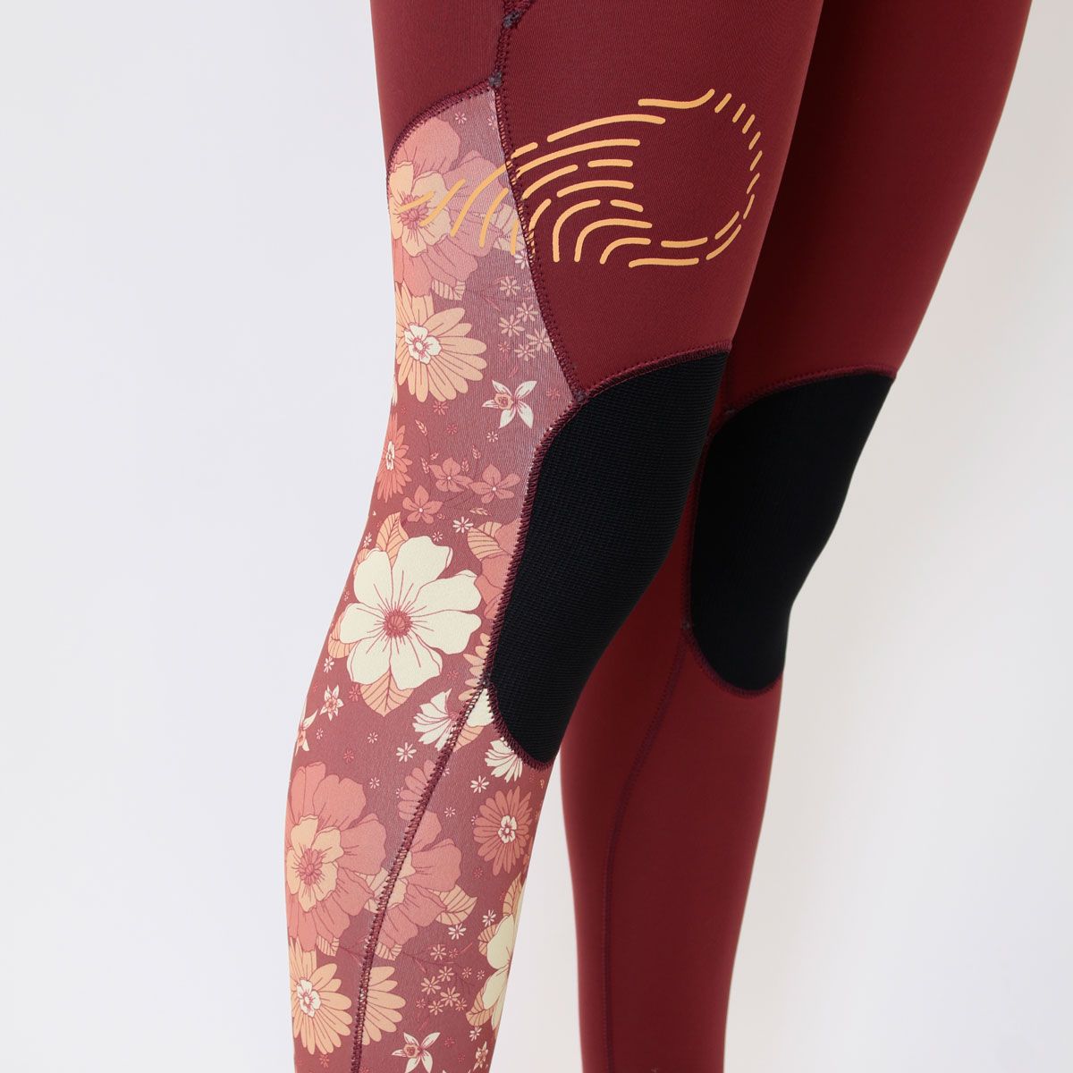 חליפת גלישה ארוכה צבע אדום לנשים בעובי 3/2 מ"מ עם רוכסן חזה מניאופרן אורגני