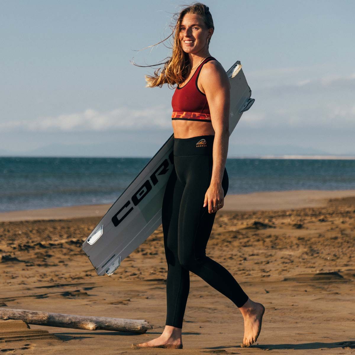 SOORUZ Leggings Women 1/1 DIVINE טייץ נשים לספורט ימי וגלישה בעובי 1/1 מ"מ