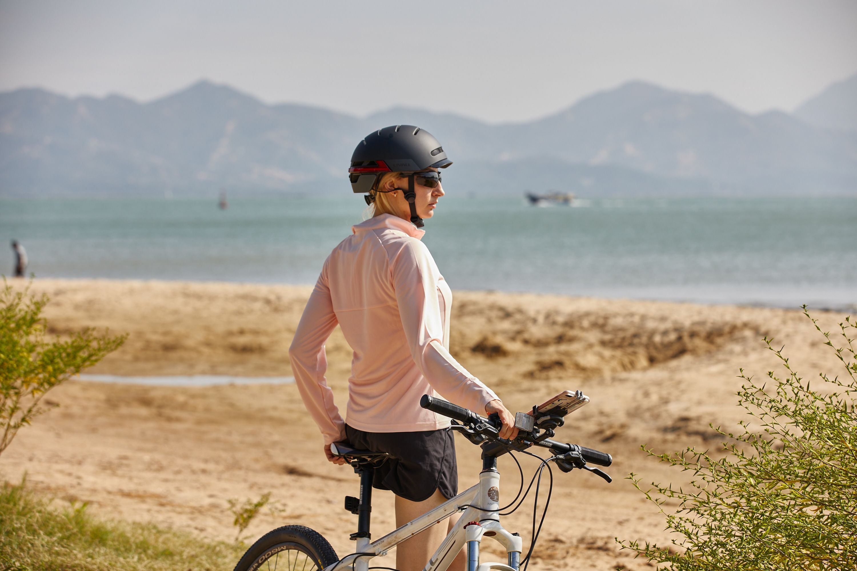 LIVALL BH51M Neo קסדה חכמה - דוגית