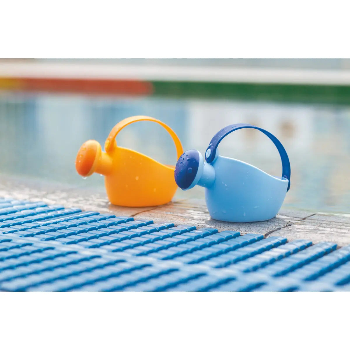ZOGGS Watering Can Bath or Pool Swim Toy צעצוע בריכה משפך מים