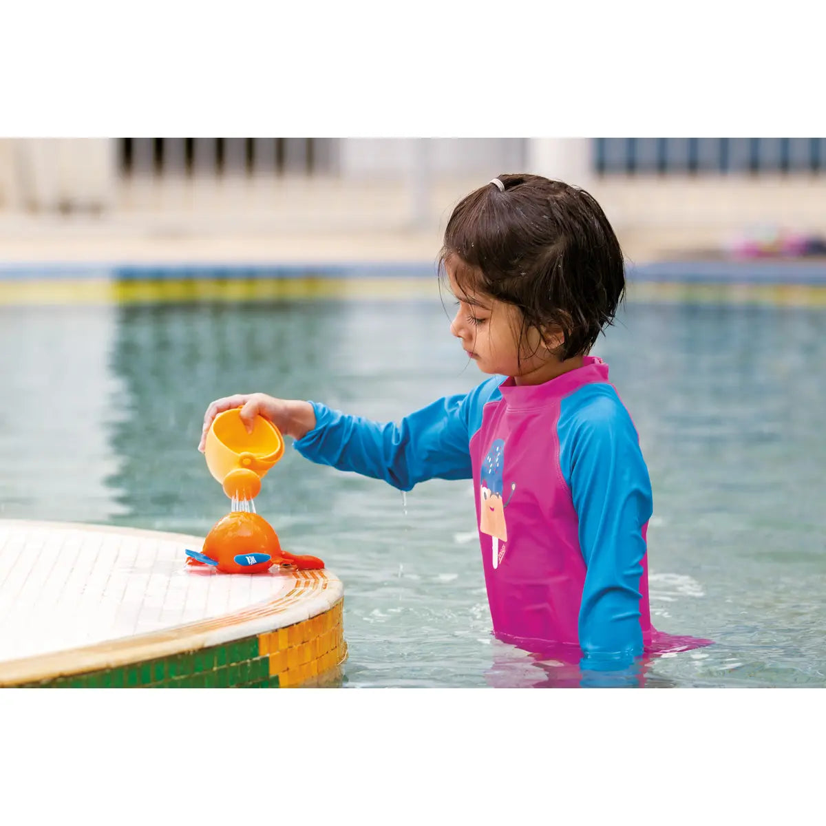 ZOGGS Watering Can Bath or Pool Swim Toy צעצוע בריכה משפך מים