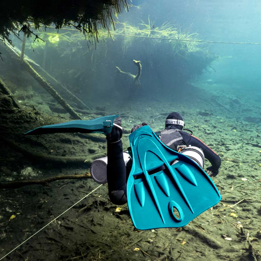 FOURTH ELEMENT Tech Fins סנפירים צלילה טכנית - דוגית
