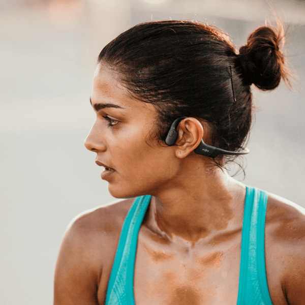SHOKZ OpenRun אוזניות ספורט וריצה בטכנולוגיית הולכת עצם
