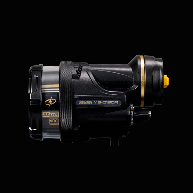 SEA&SEA YS-D130R Strobe מבזק