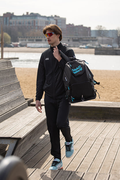 MAD WAVE Backpack Mad Team תיק גב לציוד שחייה וטריאתלון - דוגית