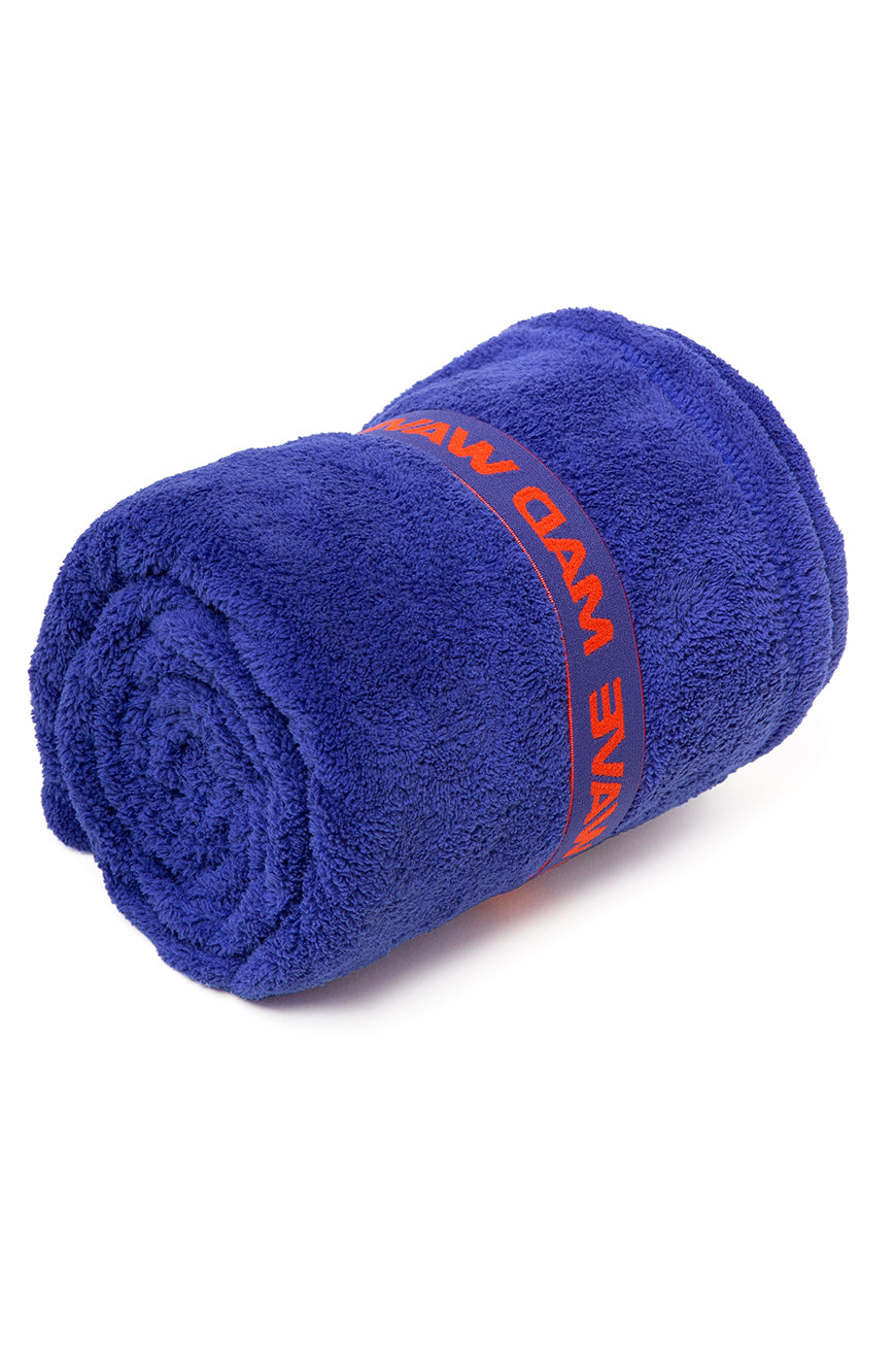 MAD WAVE Ultrasoft Microfiber towel מגבת מיקרופייבר רכה גדולה בגודל 80*130 ס"מ