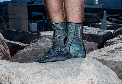 ADVENTURE 2mm Camo Socks גרבי צלילה וספורט ימי מניאופרן בעובי 2 מ"מ