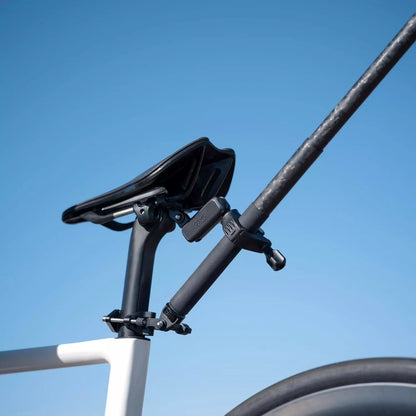 DJI OSMO Bike Rear Mount Kit מתקן רכיבה ייעודי לחיבור מצלמת Osmo 360 למוט המושב של האופניים - דוגית