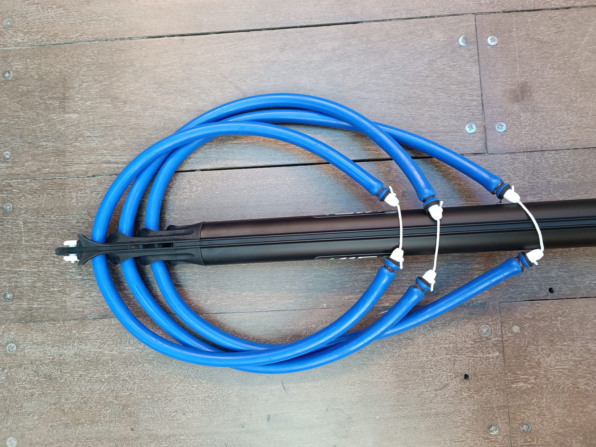 MEANDROS ARGO רובה Meandros דגם Argo blue water קנה אובלי 115 ראש 3 גומיות