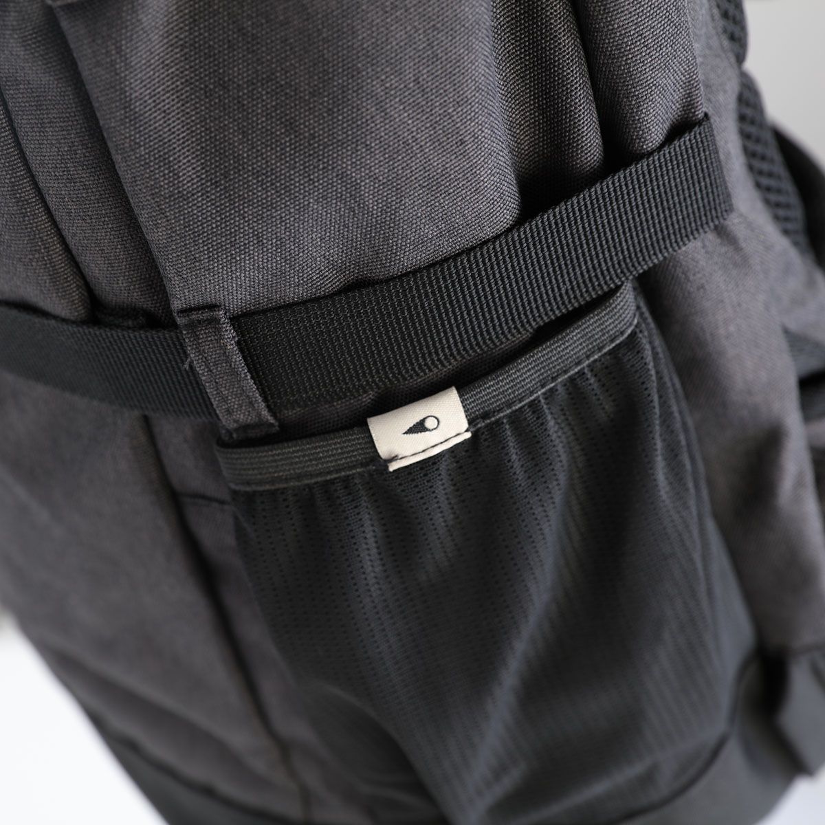 SOORUZ Bagpack ADVENTURE 35L תיק גב רב תכליתי בנפח 35 ליטרים