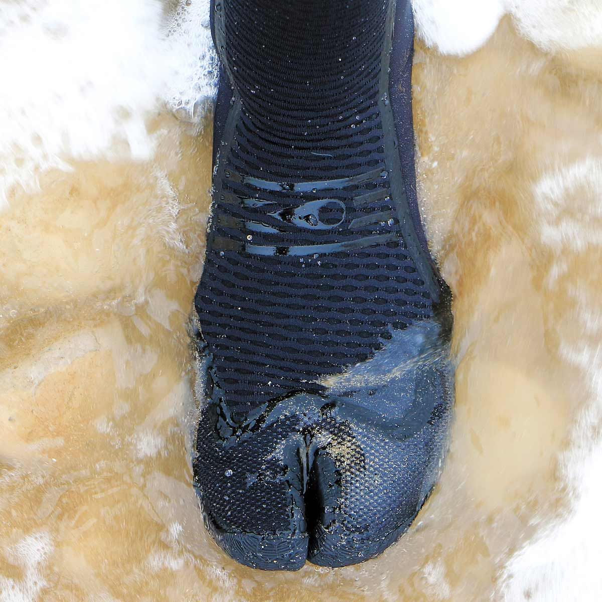 SOORUZ Bottillon FLOW Surf boots 3mm נעלי גלישה ספליט בעובי 3 מ"מ