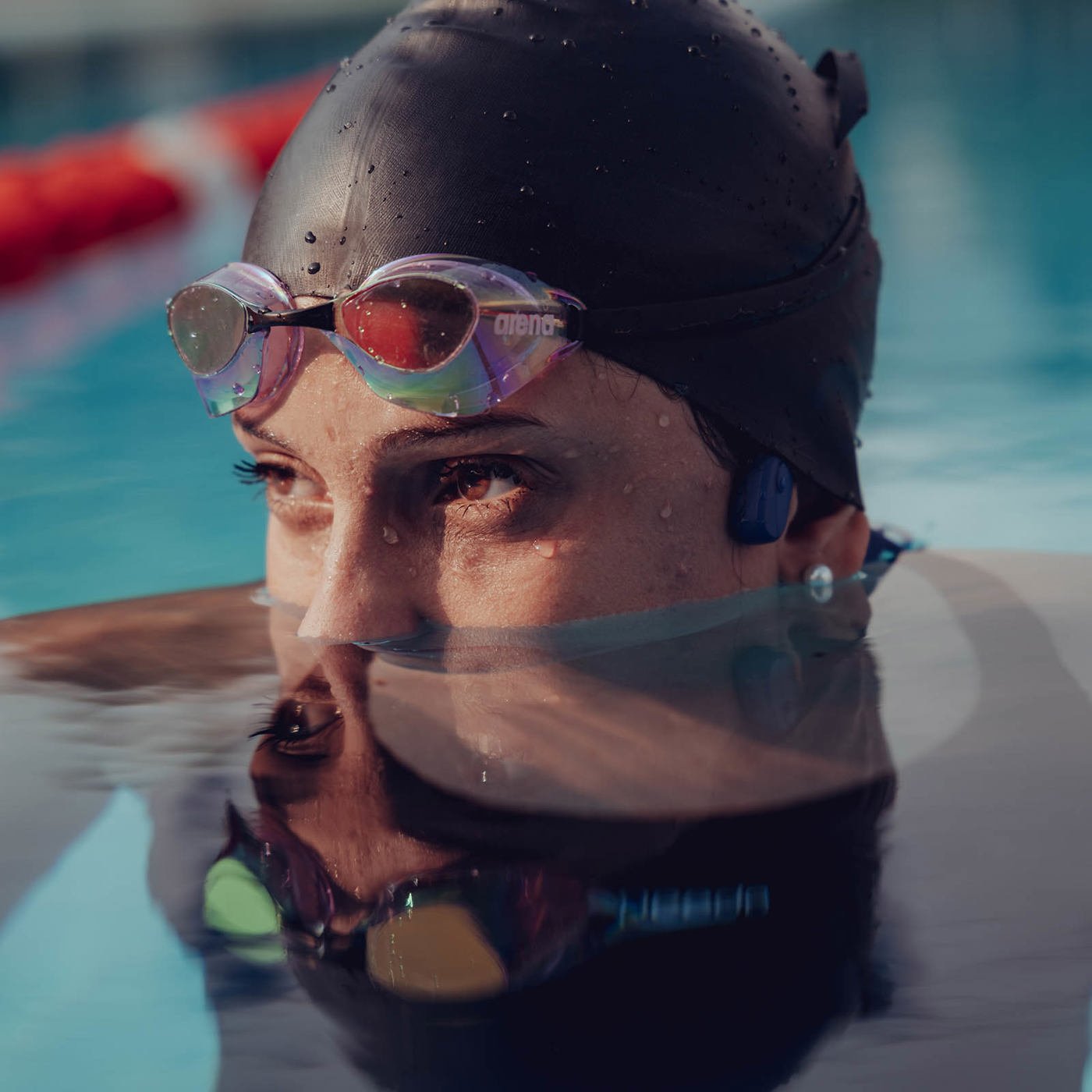 a person in a swimming pool