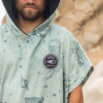 SOORUZ Poncho Calisto מגבת פונצ'ו עם שרוולים קצרים