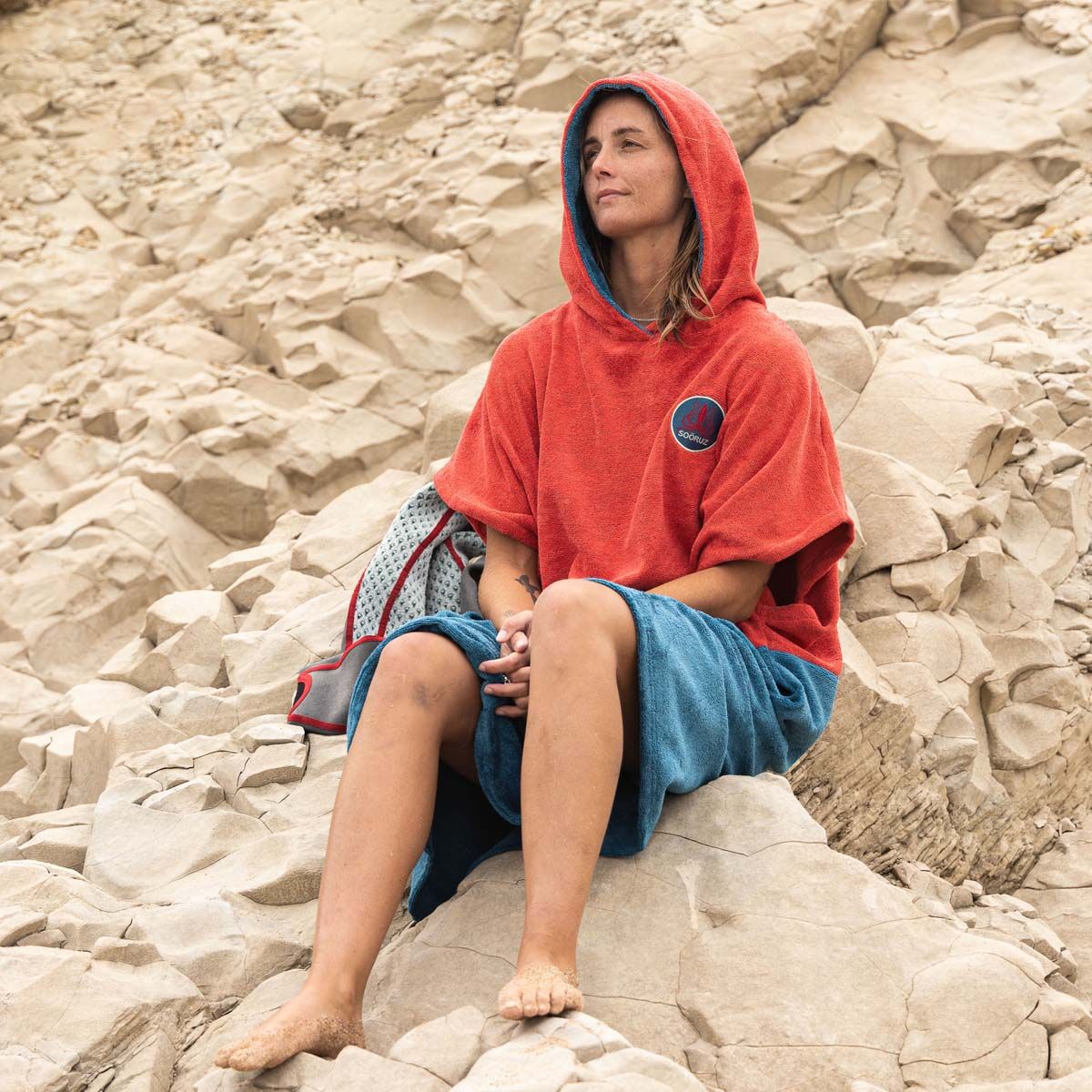 SOORUZ Poncho SWAMP פונצ'ו שני צבעים עם כיס קנגרו