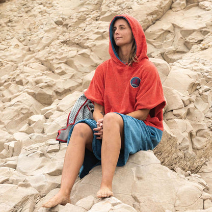 SOORUZ Poncho SWAMP פונצ'ו שני צבעים עם כיס קנגרו