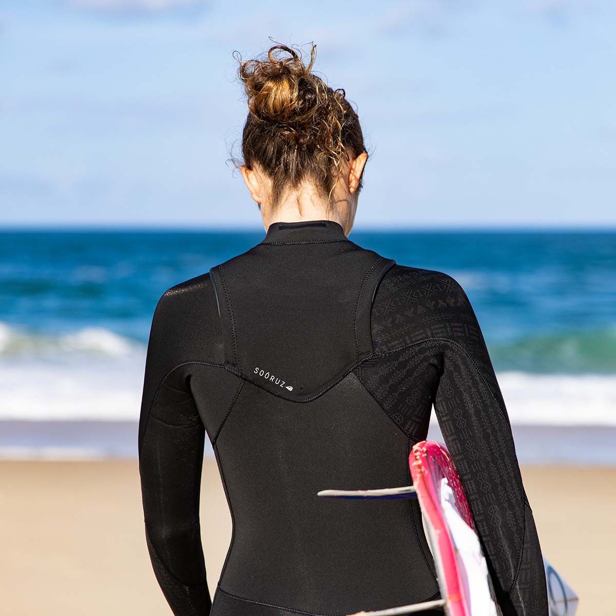SOORUZ Shorty Women 2/2 GBS LS FZ DIVINE חליפת גלישה שורטי עם שרוולים ארוכים בעובי 2/2 מ"מ לנשים