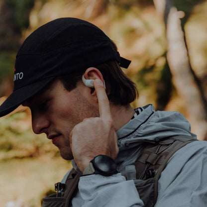 SUUNTO Spark White אוזניות ספורט אוזן פתוחה בצבע לבן