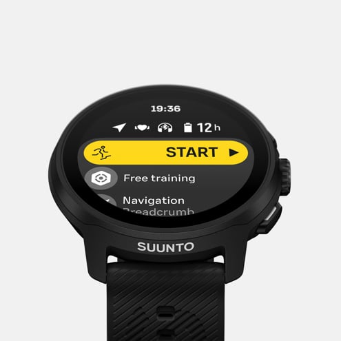 SUUNTO Run All Black Silicone Strap שעון ספורט וכושר בצבע שחור עם רצועת סיליקון