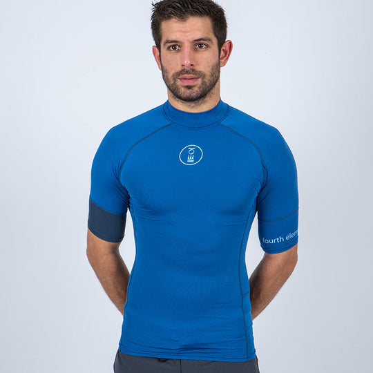 FOURTH ELEMENT Men’s Short Sleeve Hydroskin חולצת לייקרה קצרה לגברים