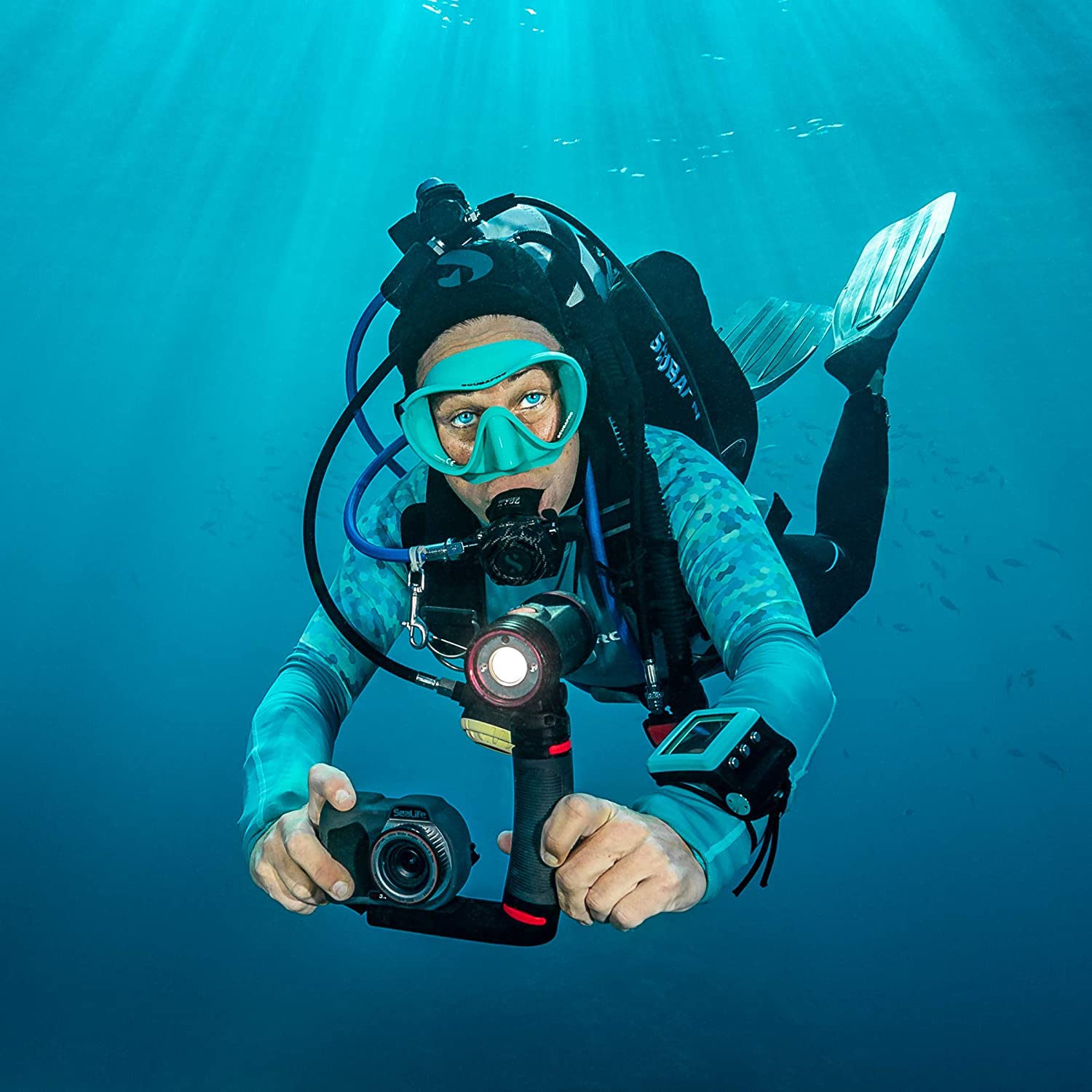 מצלמה - SL550 SeaLife MICRO 3.0 UW 64GB - דוגית