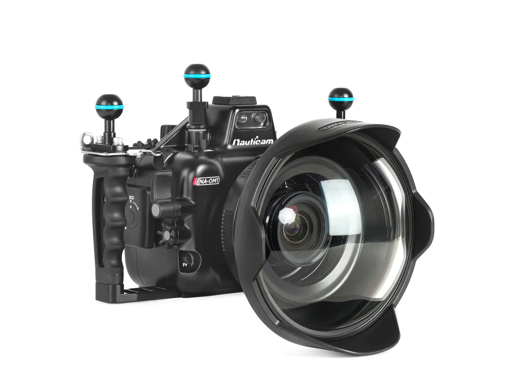 Olympus למצלמות Nauticam מארזי צלילה