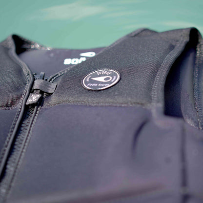 SOORUZ Watervest Ground אפוד ציפה צמוד לוויקבורד בצבע שחור