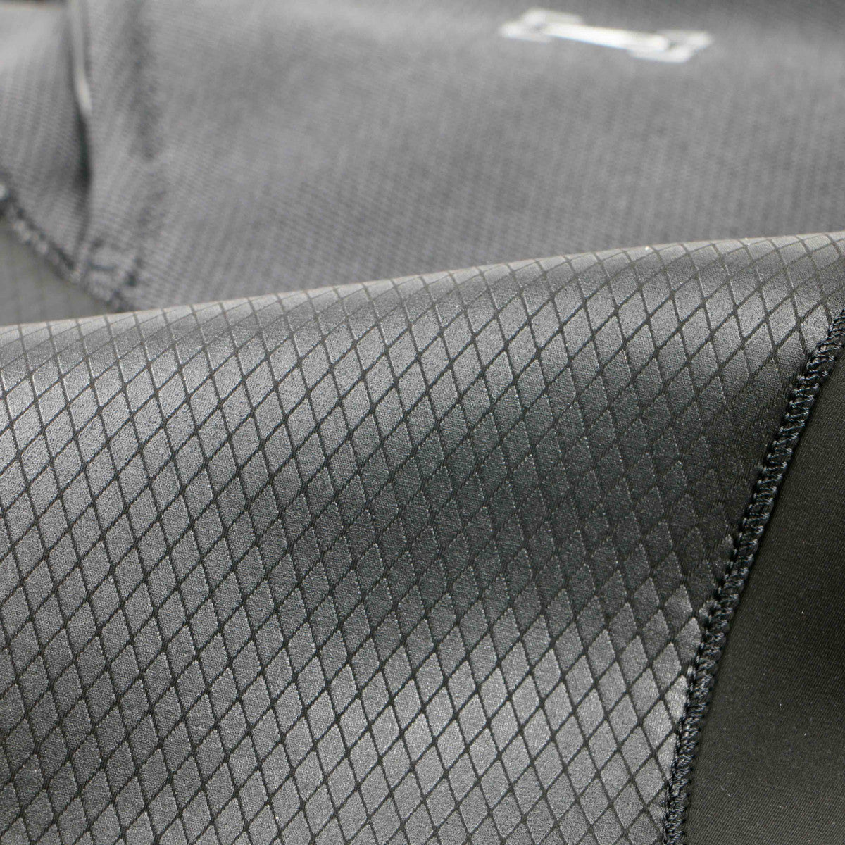 SOORUZ GURU PRO 4/3 Zip-Free Oysterperne חליפת גלישה 4/3 מ"מ לגברים צבע שחור ללא רוכסן 2022